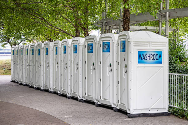 Best Portable restroom trailer rental  in Hiram, GA